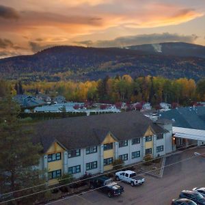 Prestige Hudson Bay Lodge & Conference Centre, Worldhotels Crafted Collection